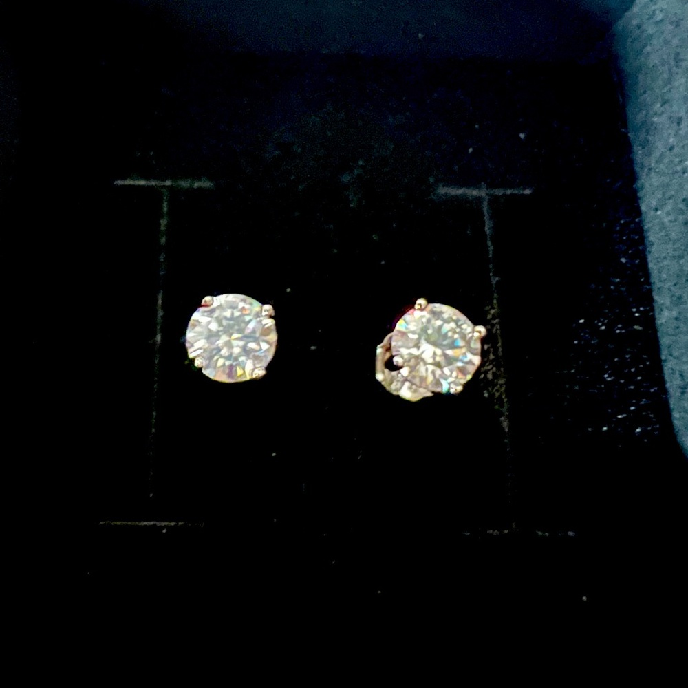 🆕1/2 Carat D Color Moissanite Earring Studs in 925 Silver